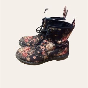 Dr Martens Rare Victorian Floral Boots